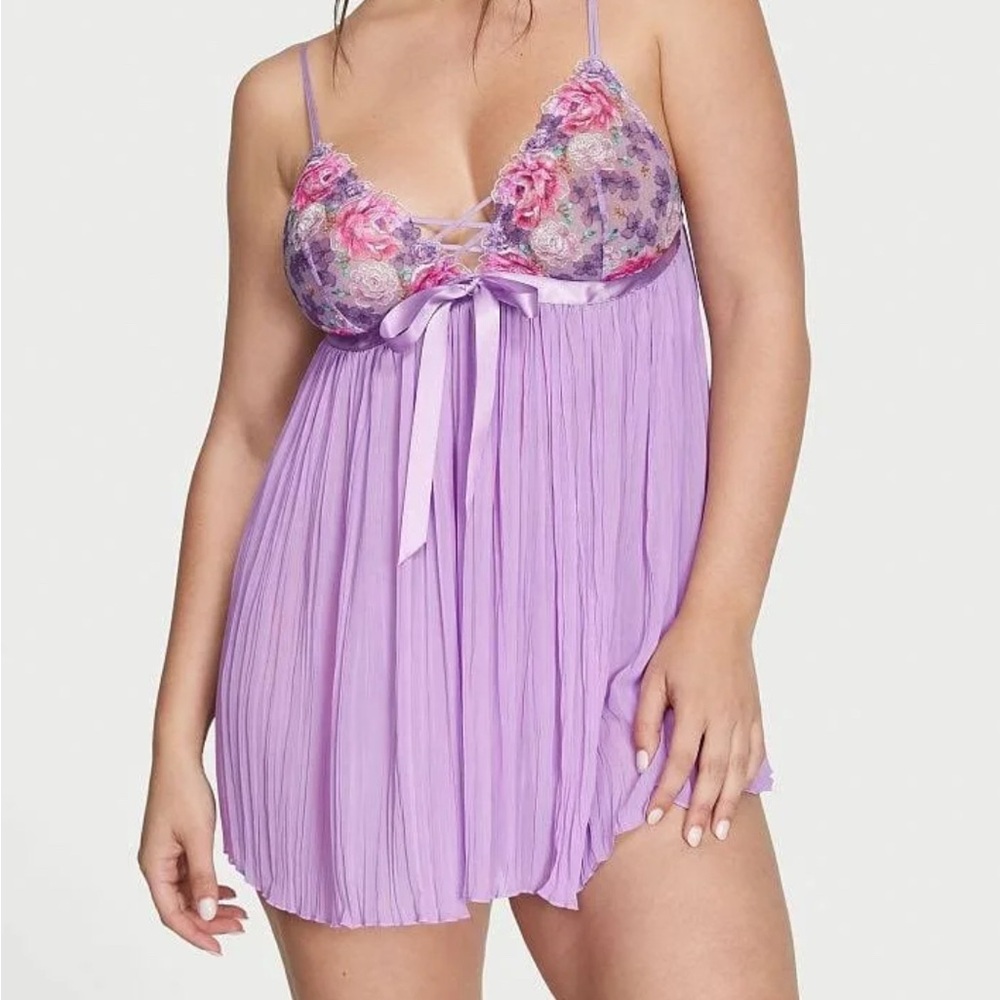 💜 RARE Victoria's Secret Very Sexy Floral Embroidery Pleated Babydoll, XS 💜
